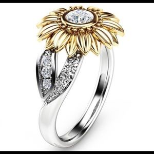 18K SUNFLOWER DIAMOND STATEMENT RING